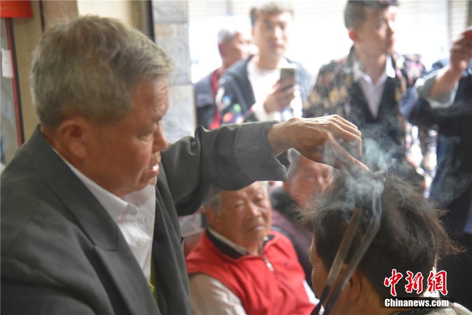 亚洲精品久久久