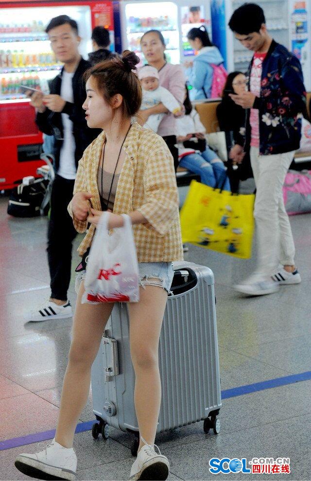美女被操出白浆