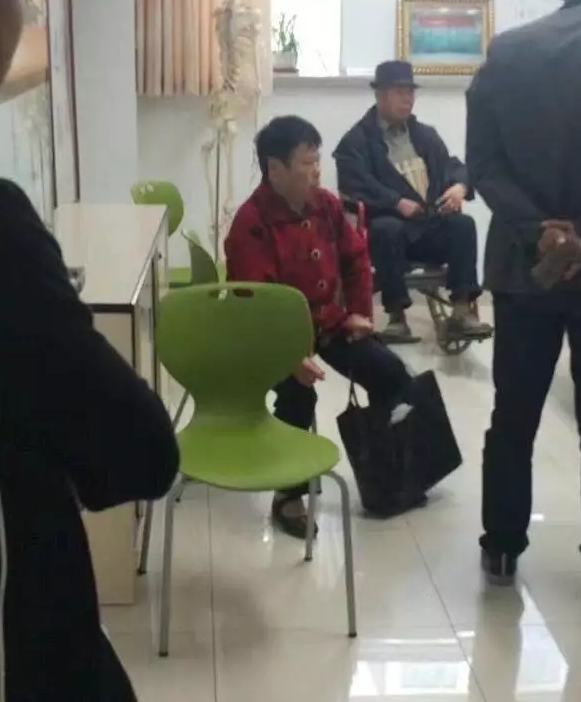日本女乱伦