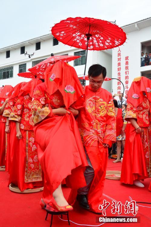 Xxxx交换夫妇Com视频