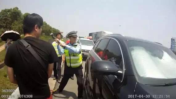 日本  奶头 裸体