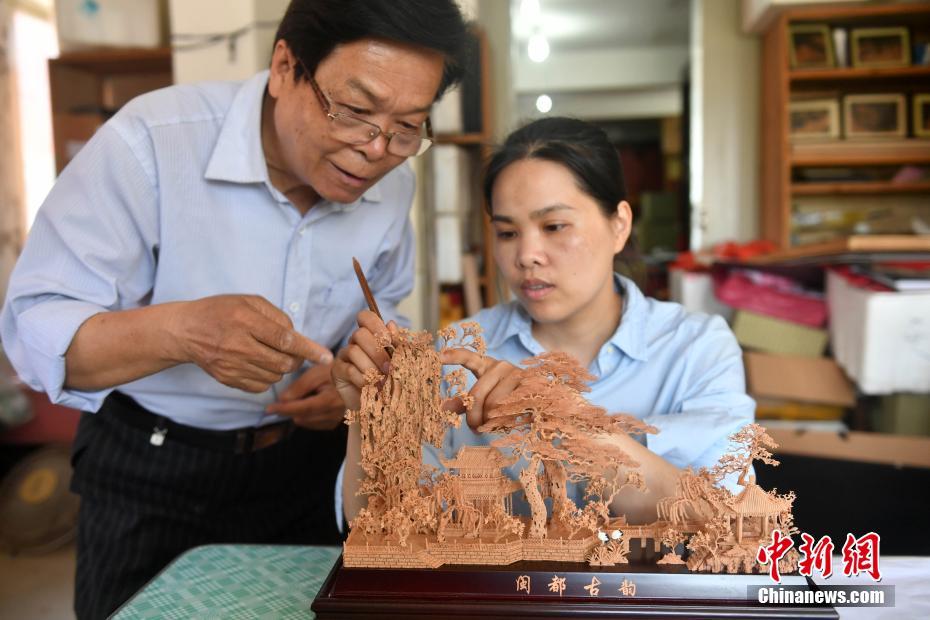 八重神子被 吸乳羞羞动漫