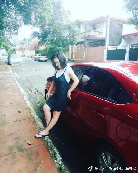 白丝JK美女裸体 出水
