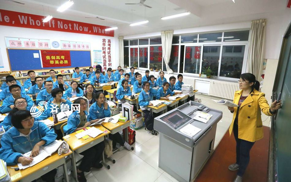 男模洗澡被偷拍网站