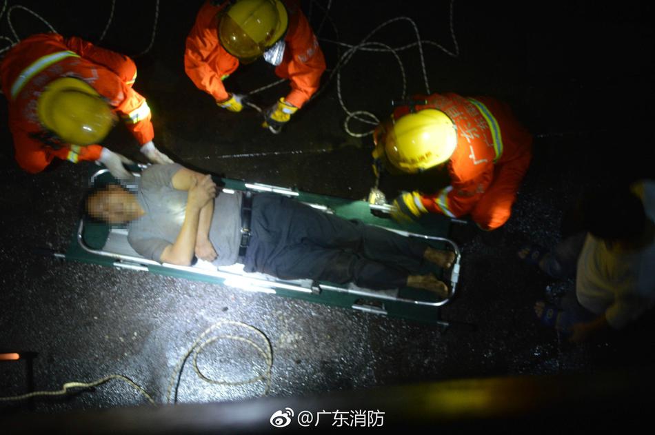 动漫妓女被爆 挤奶动漫