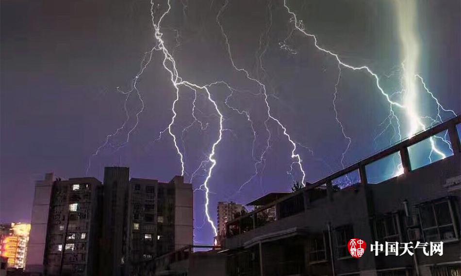 亚洲香蕉视频