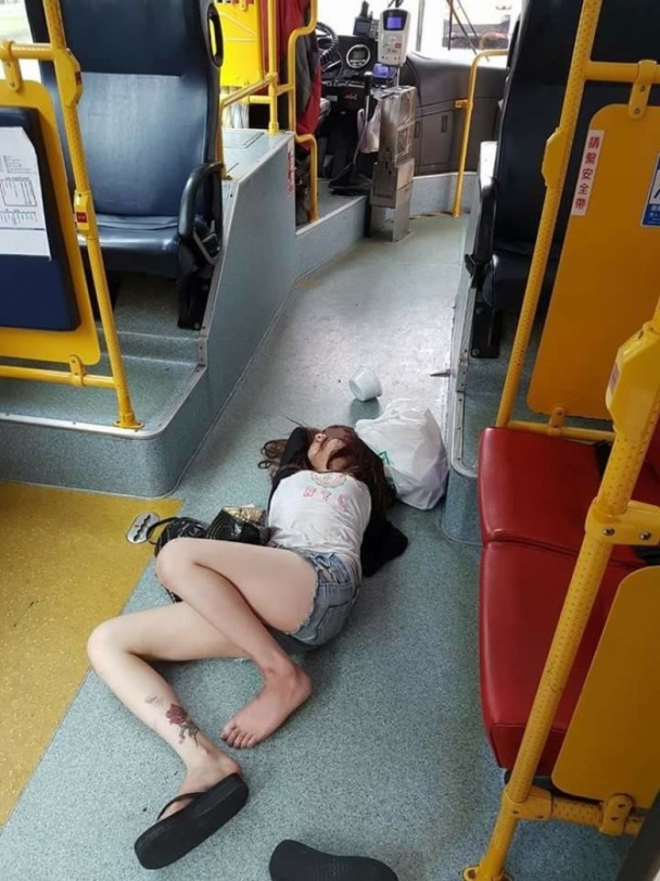 双男生一起相嗟嗟视频