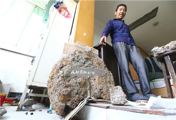 《哥伦布的窑洞双男主》