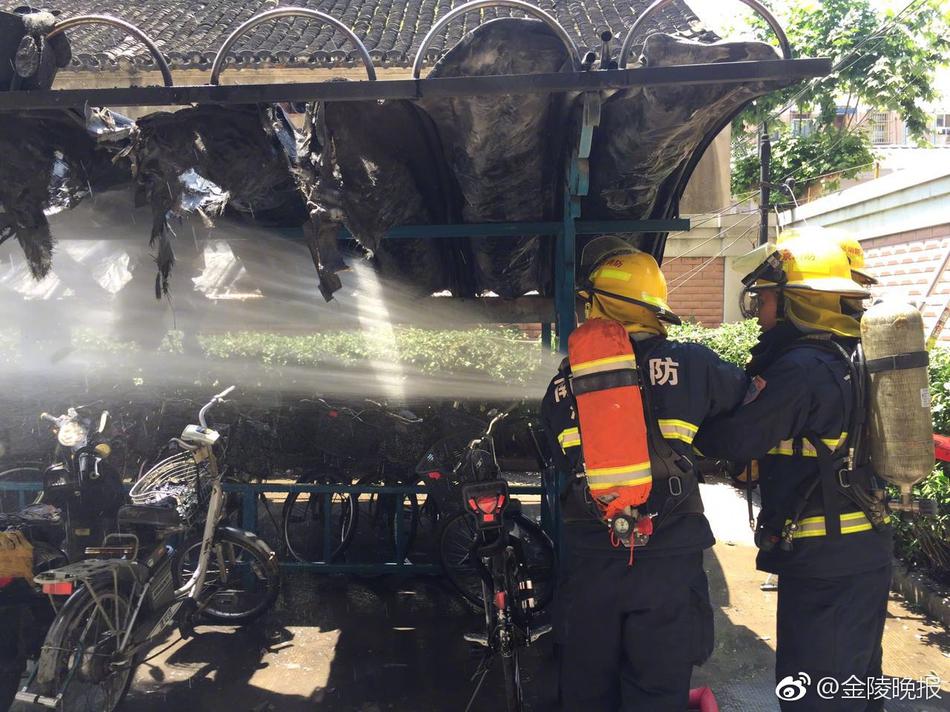 射精卡通