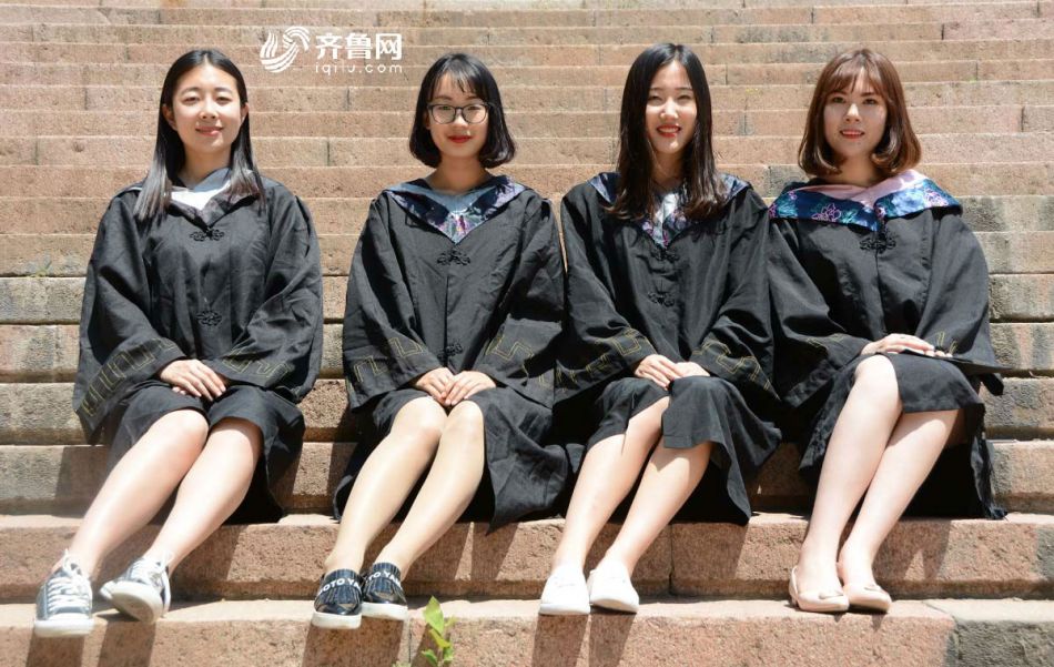 雷神将军被 吸乳羞羞小时