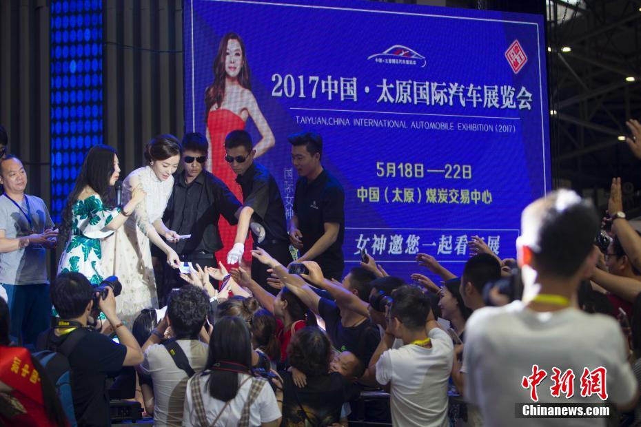 黄色视频网站下裁