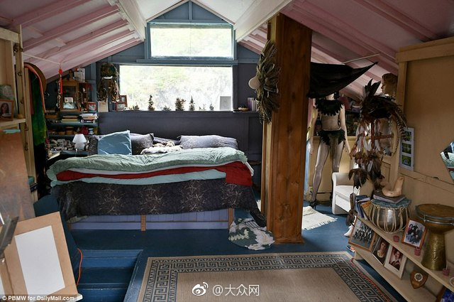 揉 啊 嗯～出水了动漫