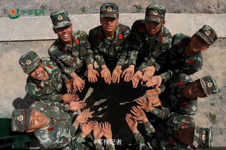 多人群交无码高清