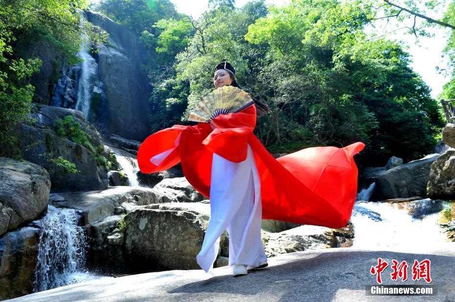 台湾美女性爱