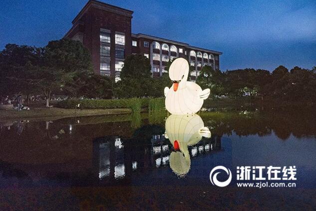 白又丰满大肉唇BBBBB