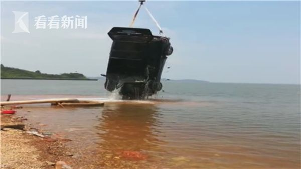 欧美裸交直播