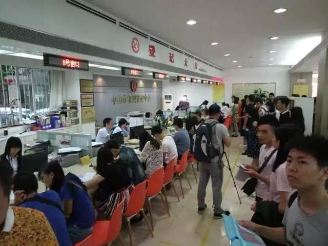 黄色网站??