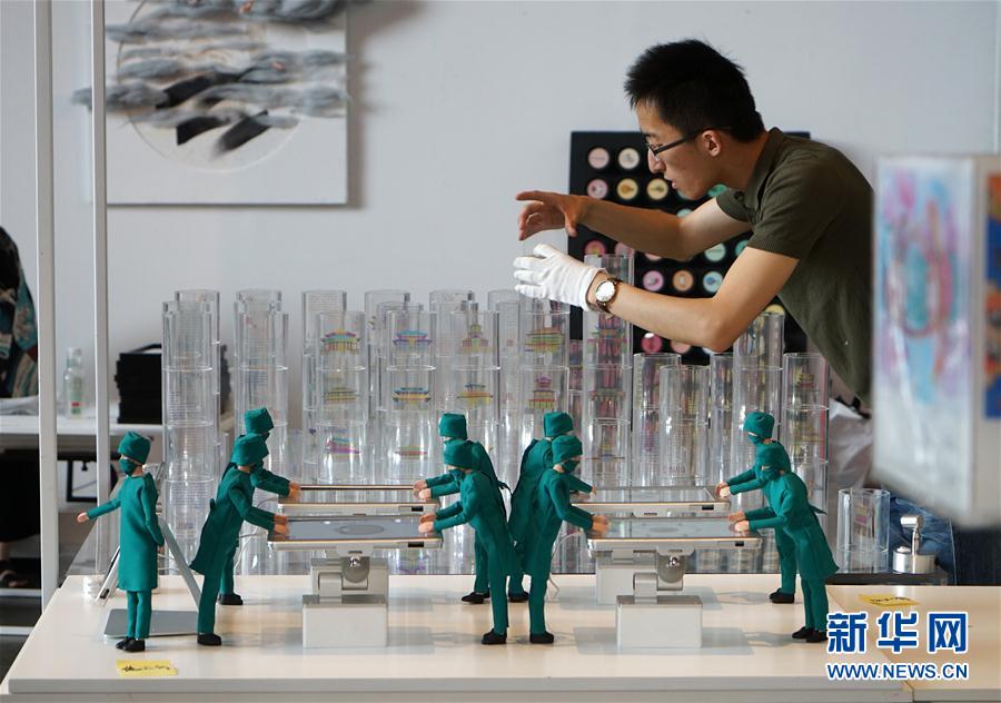 黄色网站免播放器在线视频