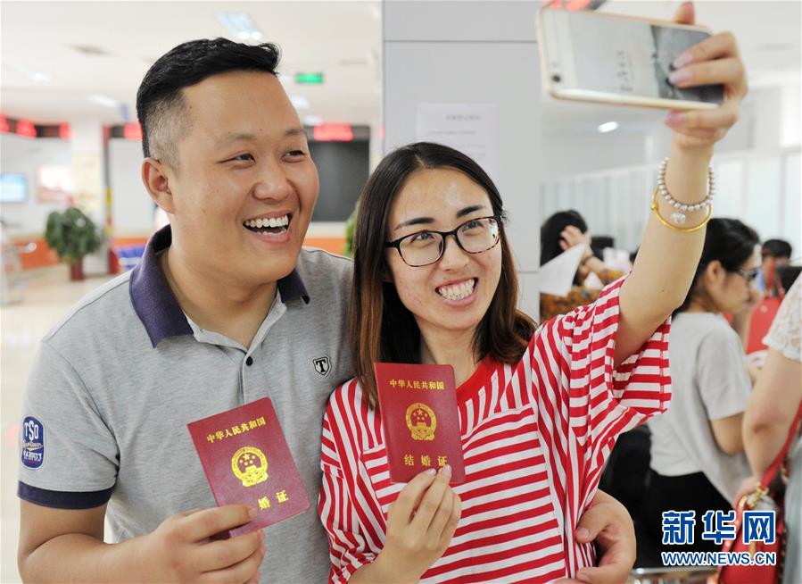 欧美三级片情趣图片