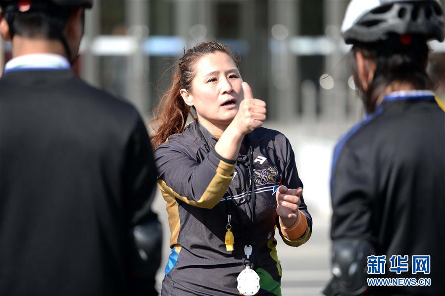 在车里被高潮被c了八次