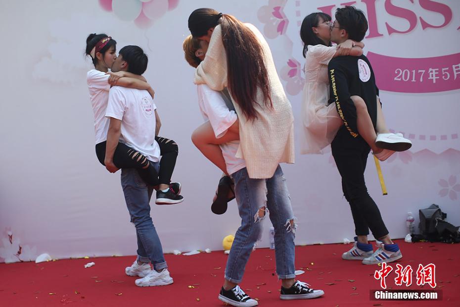 暴操老熟女逼高潮版