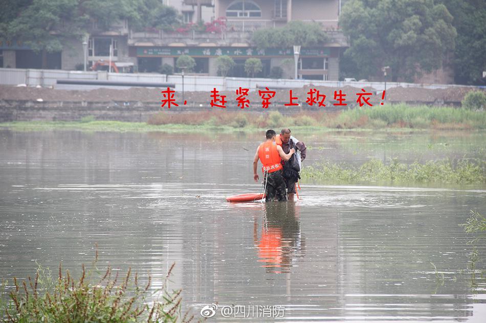 偷看男人澡堂洗澡Gay