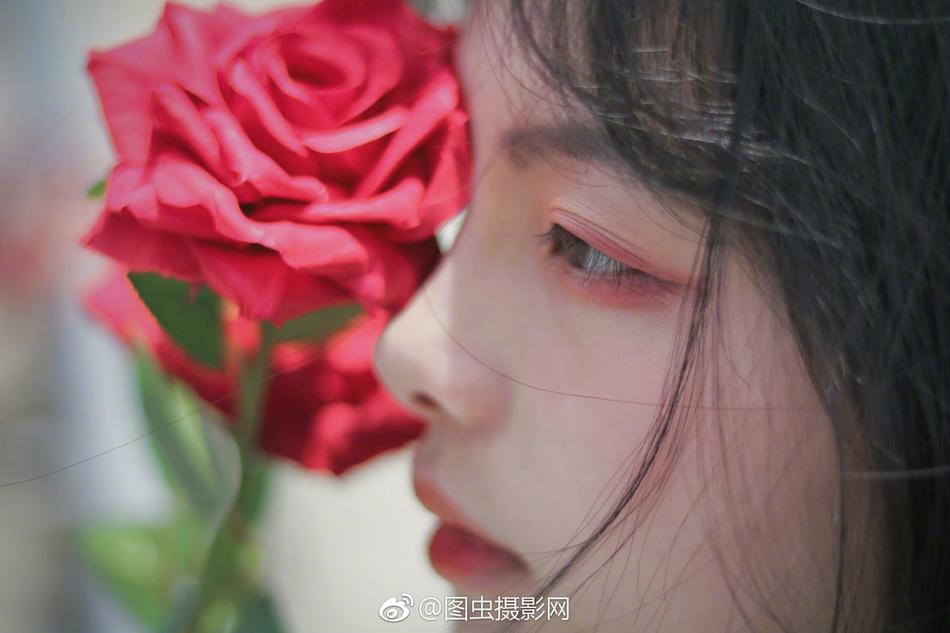白嫩白嫩BBBBBBBBB-