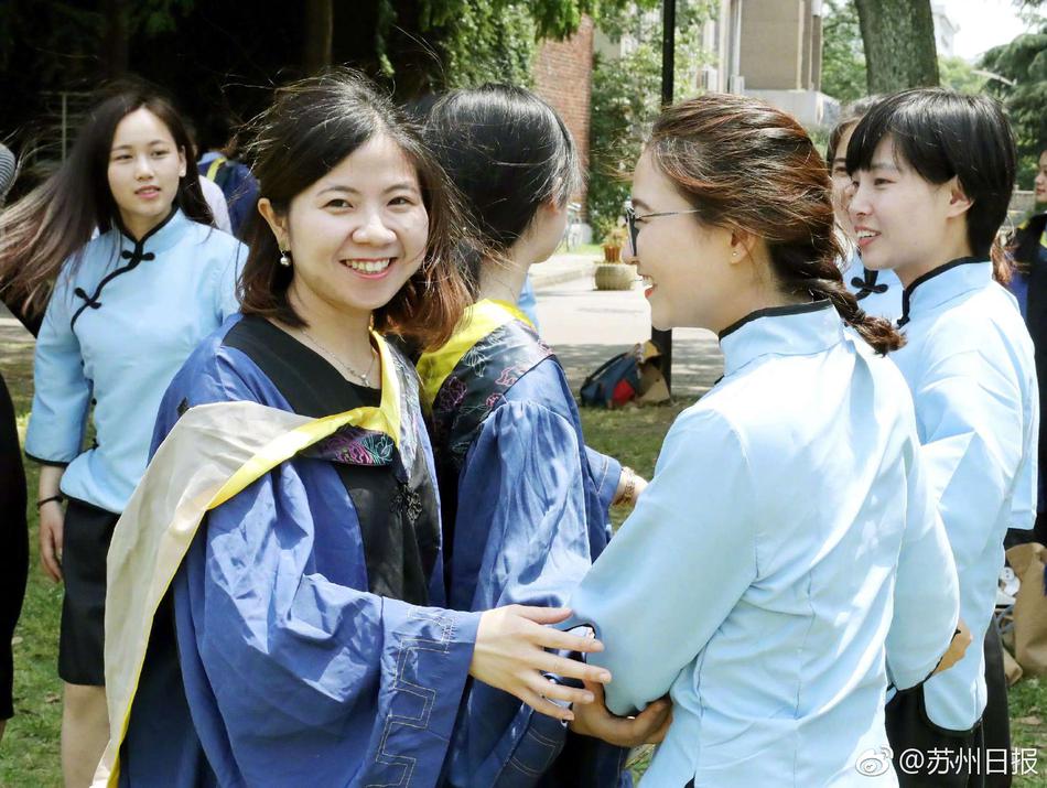 美女裸体直播免费魅影直播