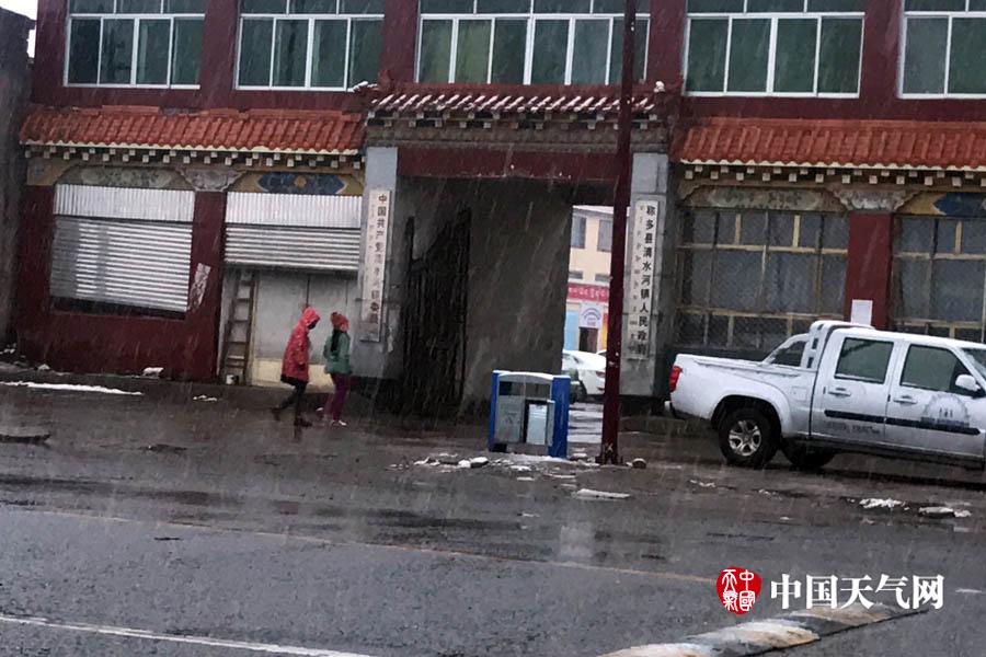 影帝跪趴撅着给人玩弄日本电影