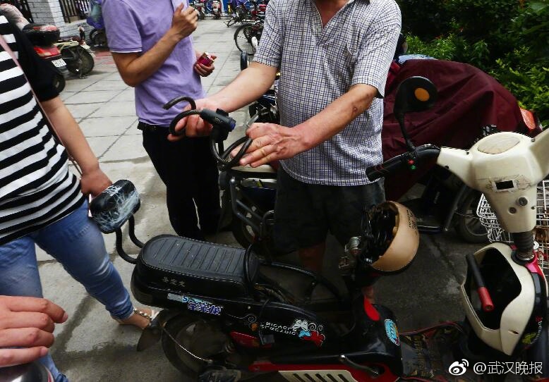 古装三级全黄毛片