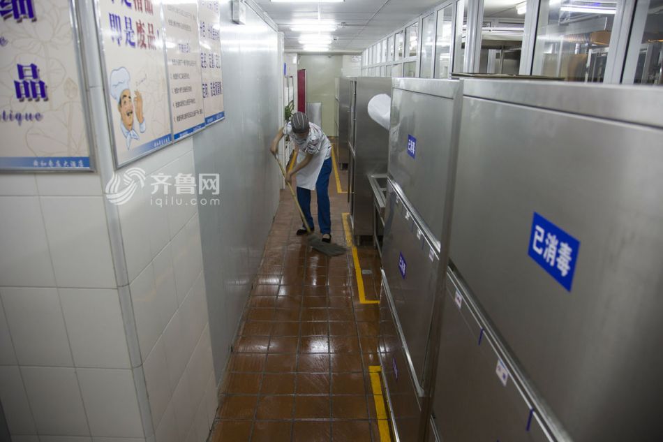 狠狠干人妻