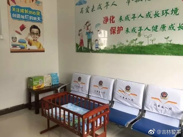 丝袜脚 好紧 老师别夹视