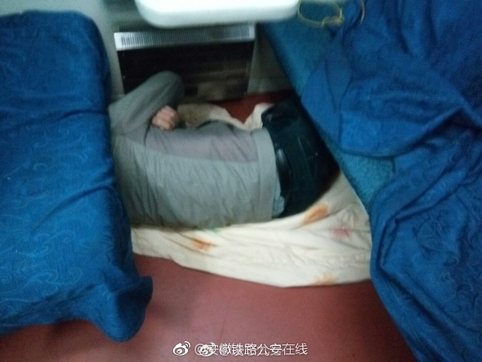 亚洲国产精品99久久久久久久久