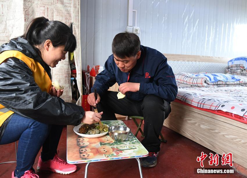 黄色一级夫妻性爱片