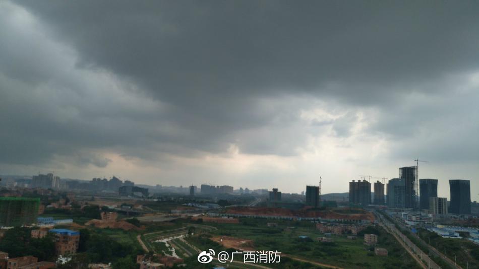 偷窥wc女厕6843494
