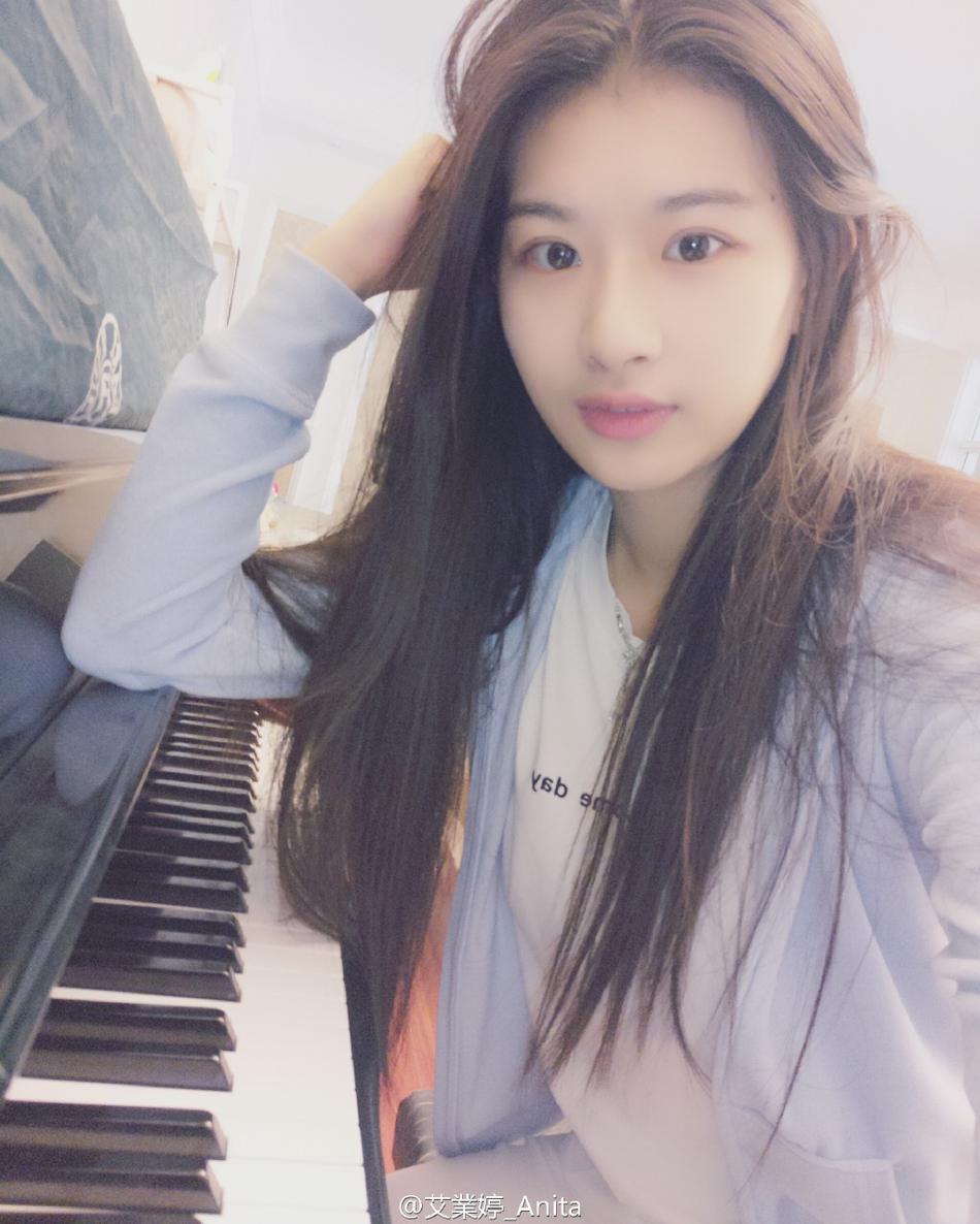 素颜胖可乐生活照女生危害对女生喝图片