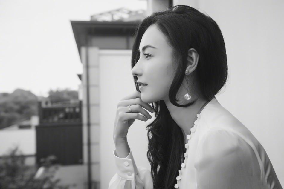 国产 麻豆 女教师张津瑜