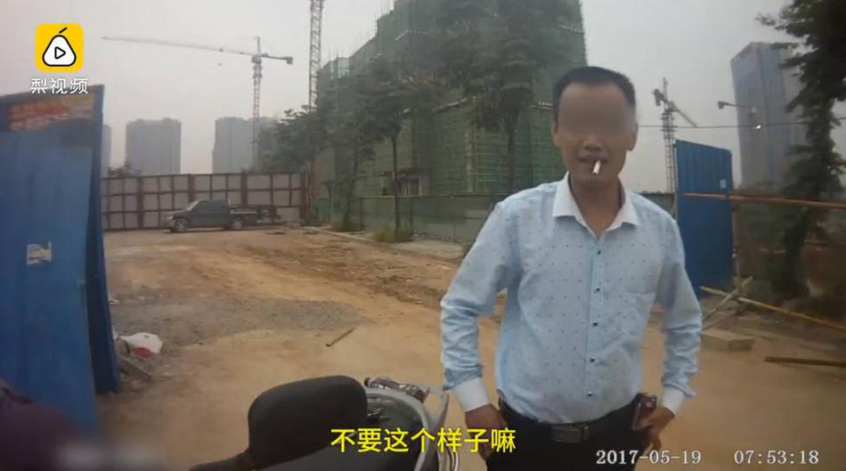 韩国少妇3P视频