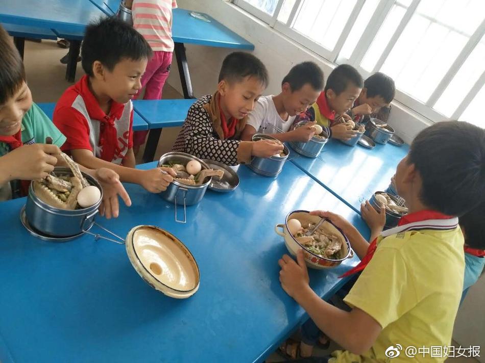 网 红 做爱 视频