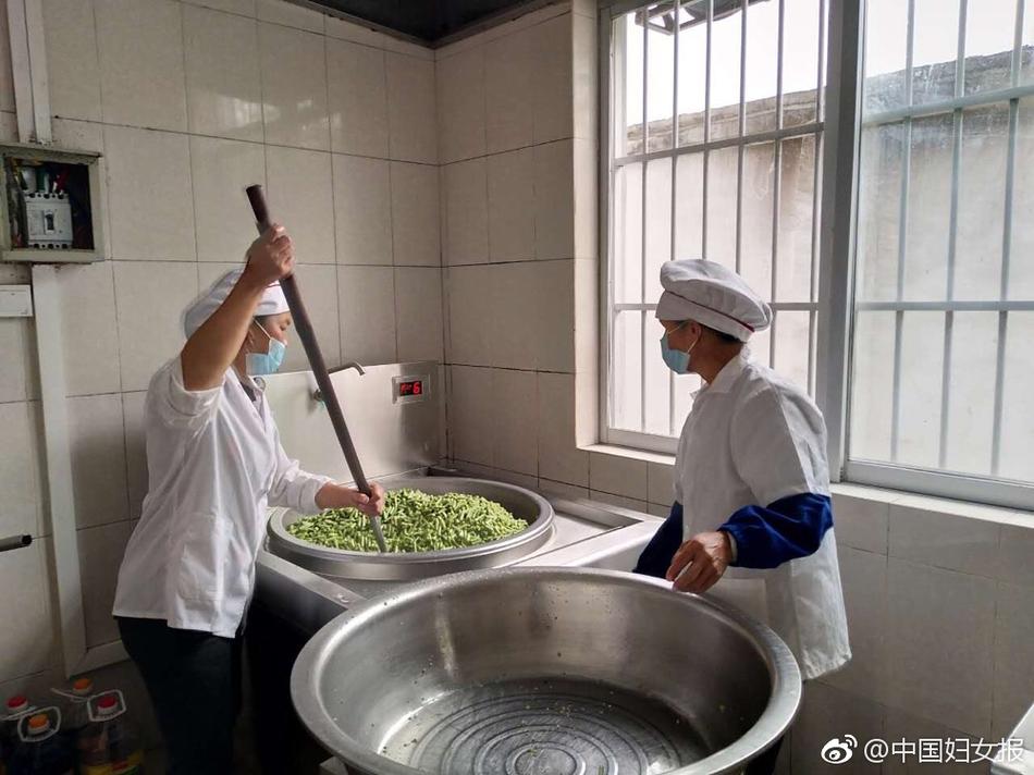 非洲女人特黄婬片A大片