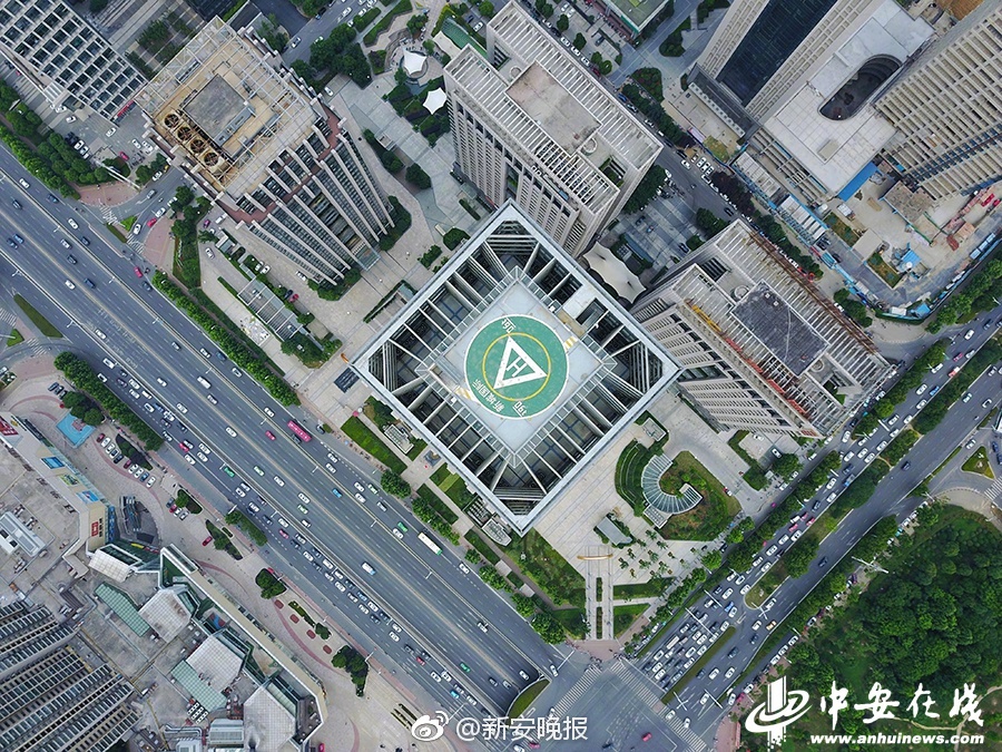 国产亚洲精品  码