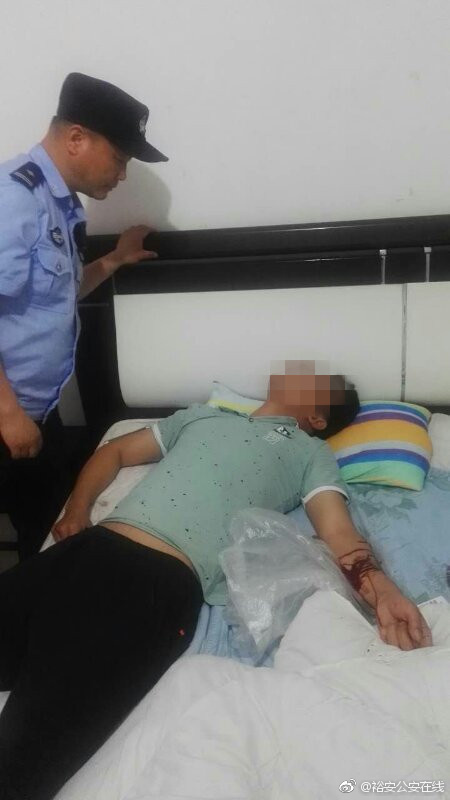 内射人妻福利一区P