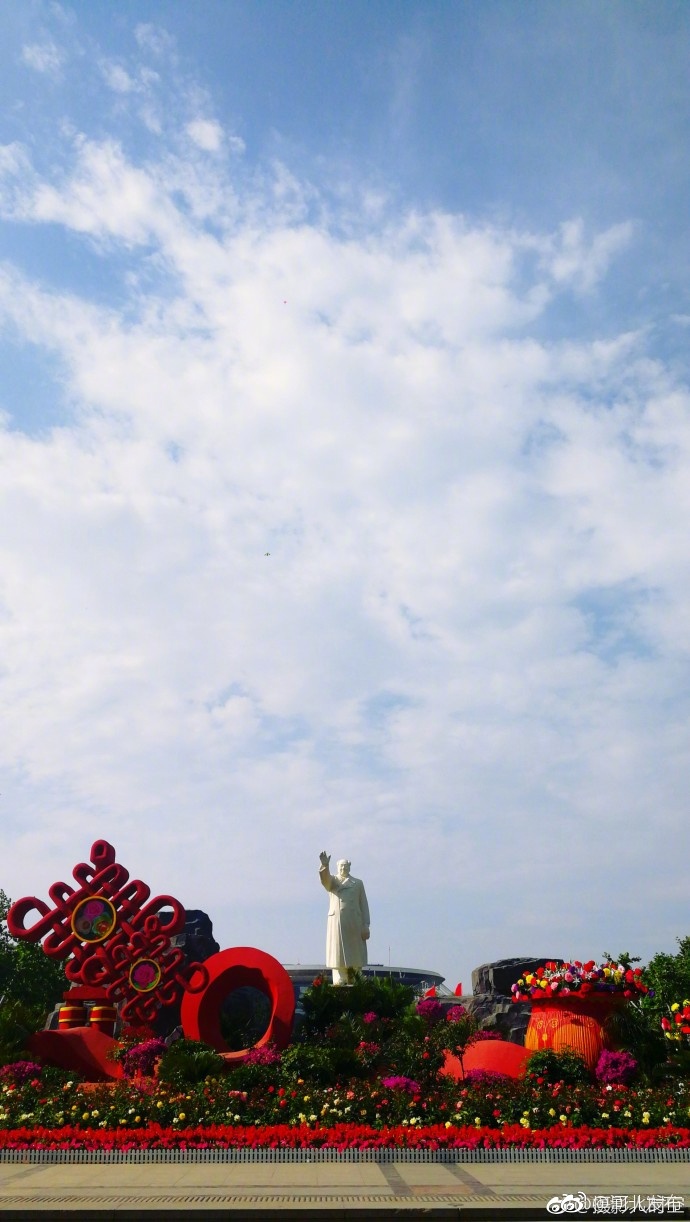 丰满的岳 和女胥