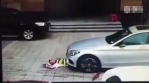 口述被两个男人3p爽