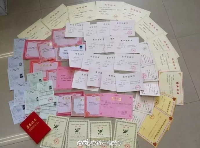 美女脱个精光视频秘 软件