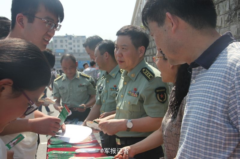 性奴调教小说