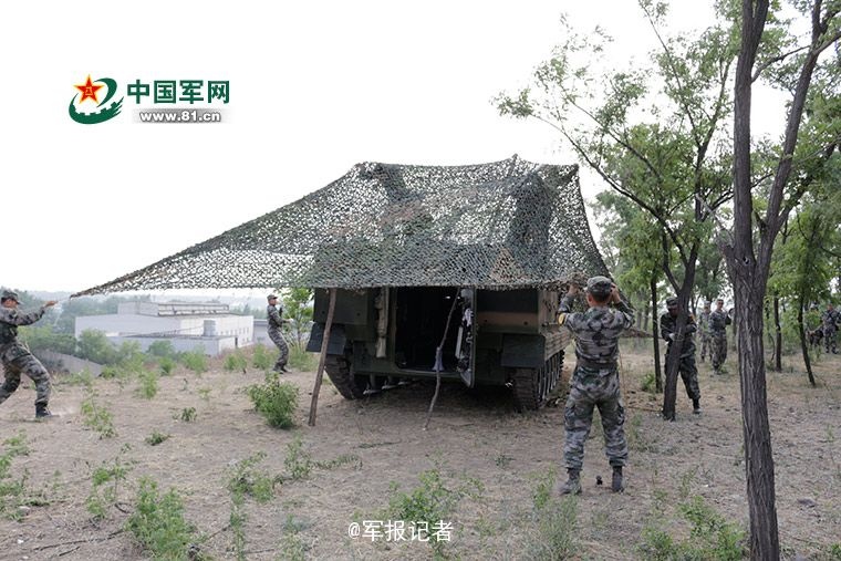 偷拍女生按摩
