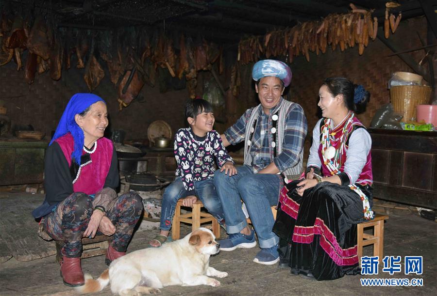 夫妻自拍三级片电影