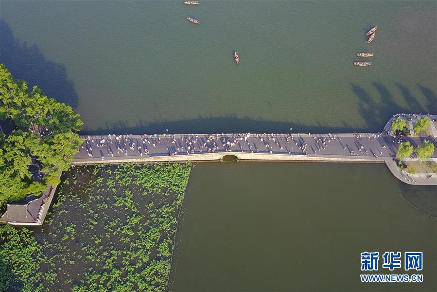 奎丁外流