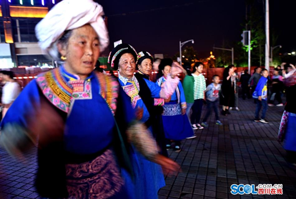 国产又粗又硬又长又爽